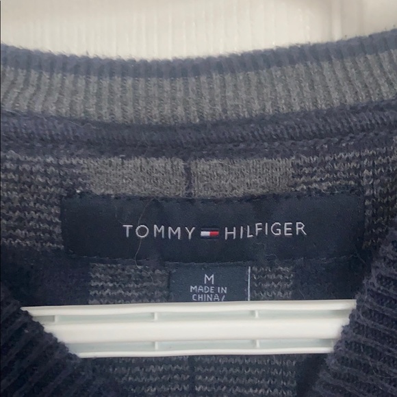 Tommy Hilfiger crew neck - Picture 2 of 2